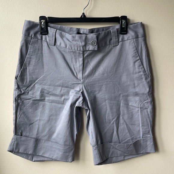 Shorts - Picture 3 of 8